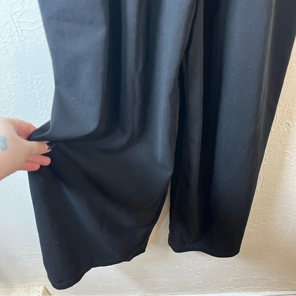 Halara Black Adjustable Waffle Plicated Overalls Jumpsuit - Picture 7 of 13